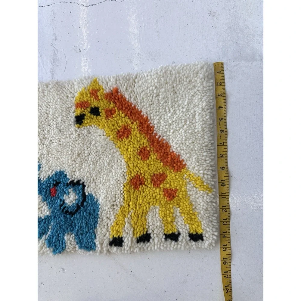 Vintage‎ 1970s Noah's Ark Yarn Latchhook - Elephant Giraffe Rug Or Decor